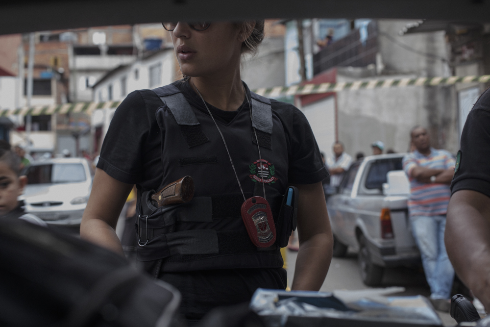 Marina, scientifc police woman